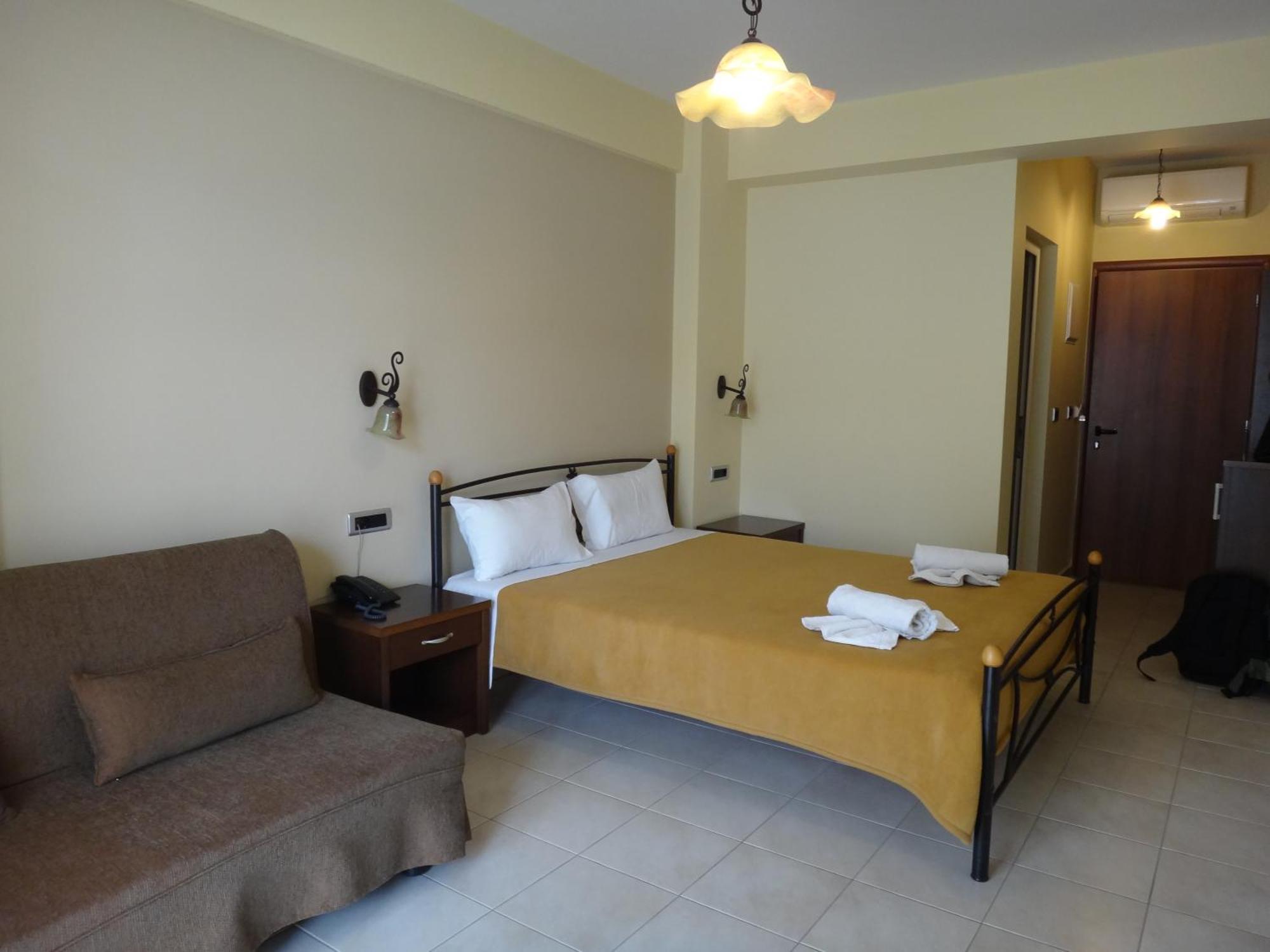 9 Queens Spa Hotel Loutra Edipsou  Bilik gambar