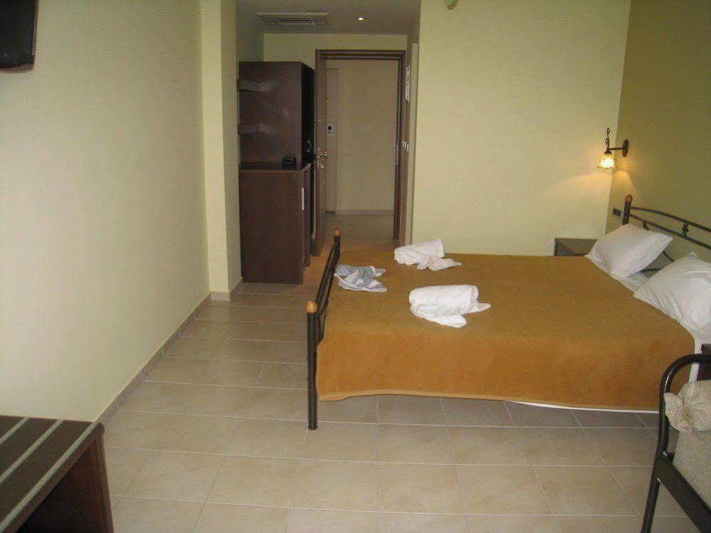 9 Queens Spa Hotel Loutra Edipsou  Luaran gambar